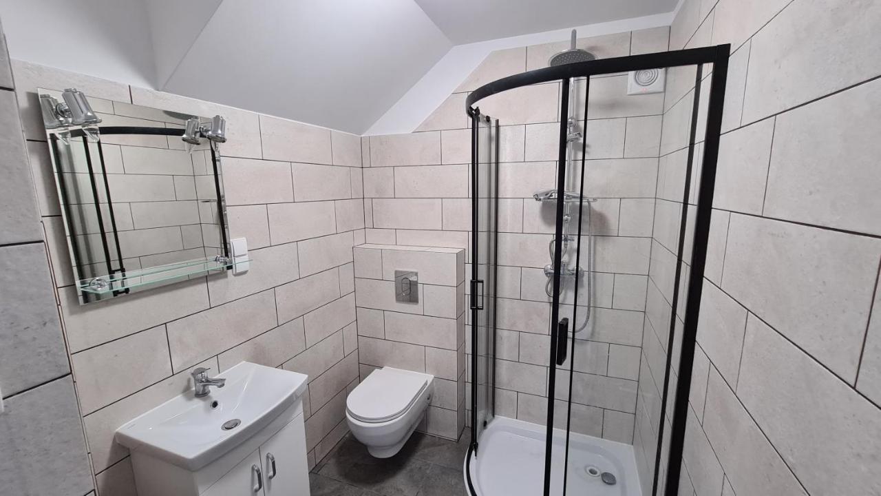 Urocze Apartamenty Na Wsi Goledzinow Exterior photo