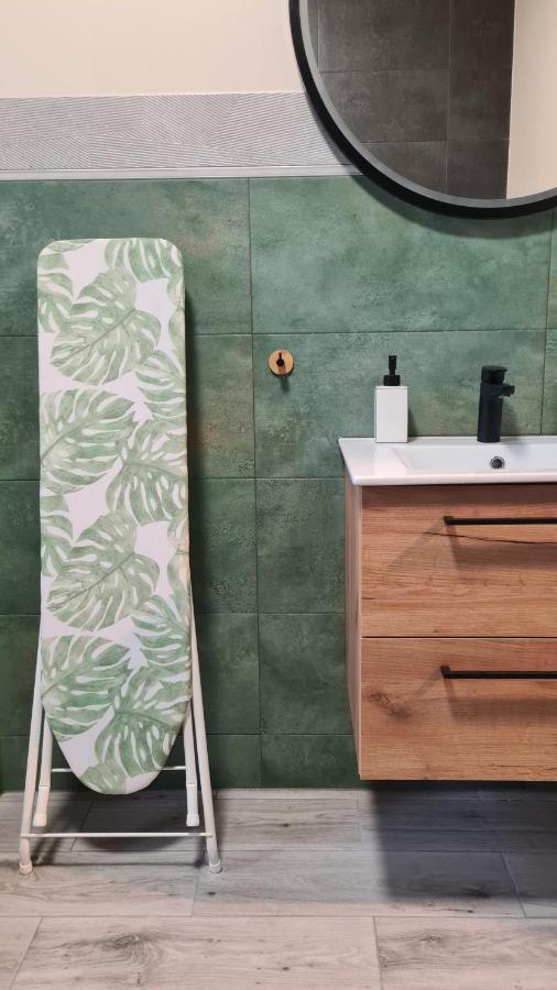 Urocze Apartamenty Na Wsi Goledzinow Exterior photo
