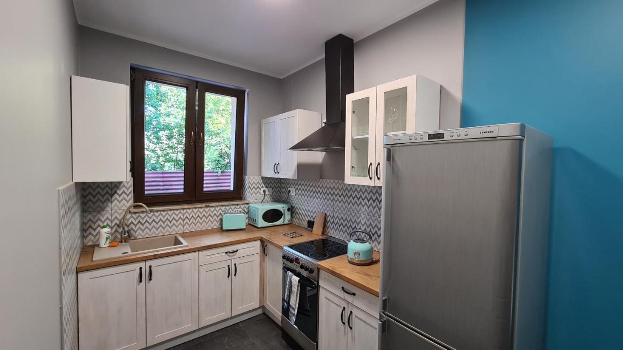 Urocze Apartamenty Na Wsi Goledzinow Exterior photo
