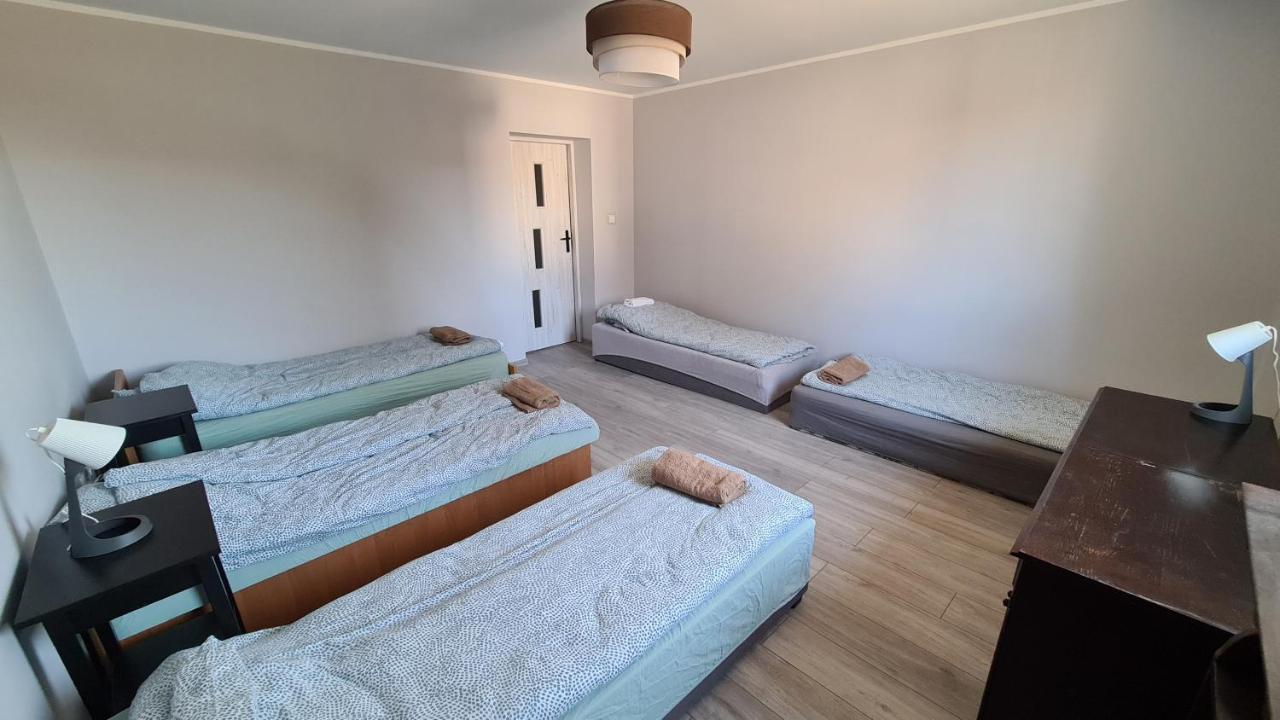 Urocze Apartamenty Na Wsi Goledzinow Exterior photo